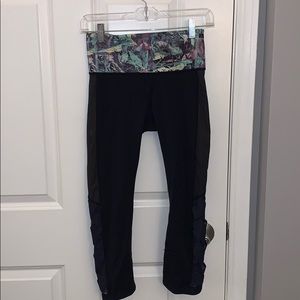 Navy mesh 7/8 lululemon leggings size 4